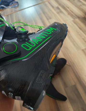 skial-lyziarky-dalbello-quantum-lite-carbon-big-1