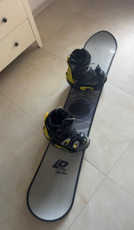 snowboardovy-komplet-doska-topanky-deeluxe-big-3