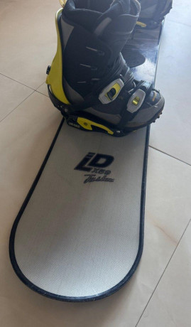 snowboardovy-komplet-doska-topanky-deeluxe-big-4