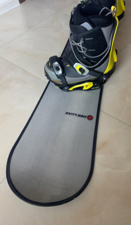 snowboardovy-komplet-doska-topanky-deeluxe-big-1
