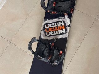 snowboardovy-set-nitro-target-viazanie-raiden-157-cm