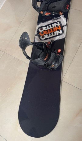 snowboardovy-set-nitro-target-viazanie-raiden-157-cm-big-1