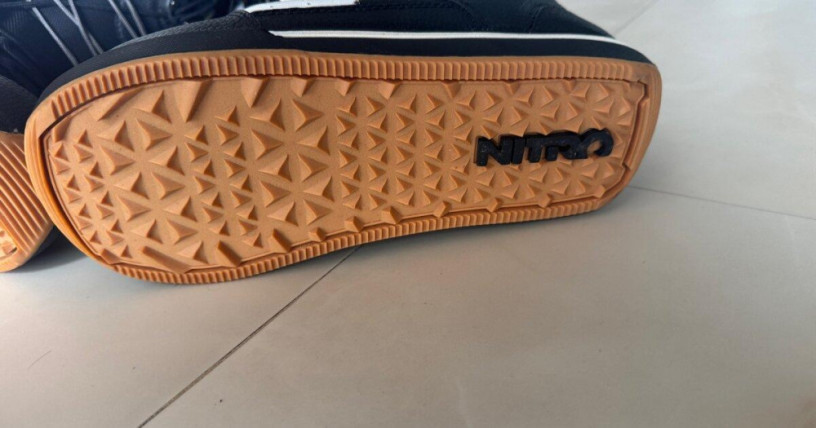 snowboardove-topanky-nitro-42-nove-big-4