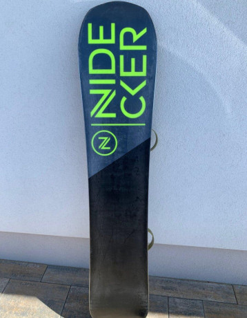 pansky-snowboard-niedecker-big-0