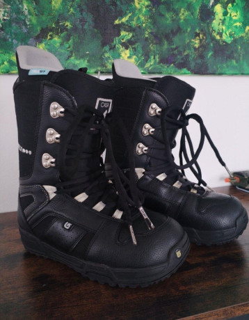 boty-na-snowboard-burton-big-3