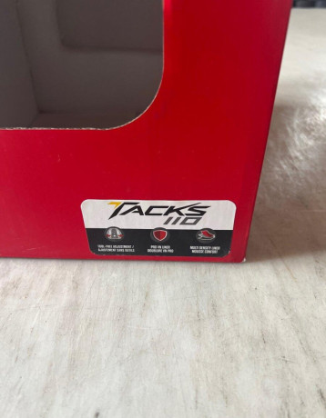 predam-hokejovu-prilbu-ccm-tacks-110-sr-combo-big-2