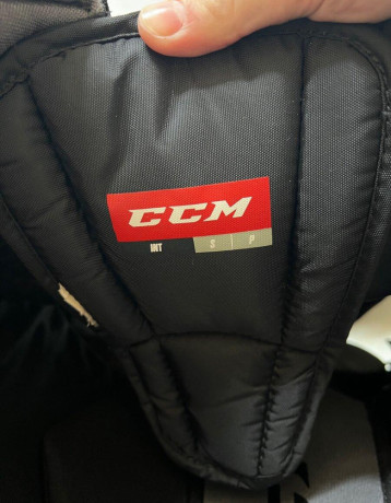 predam-brankarske-nohavice-ccm-premier-r19-le-int-big-4