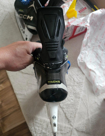 ccm-tacks-xf90-senior-425-big-4