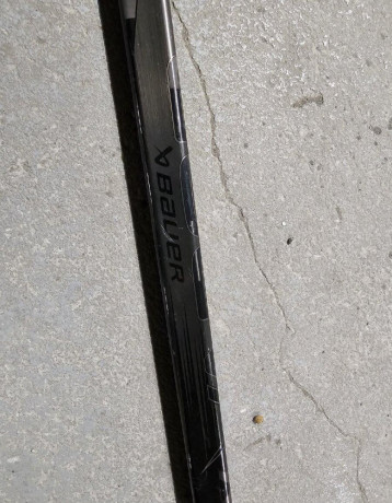 hokejka-bauer-hyperlite-2-black-big-3