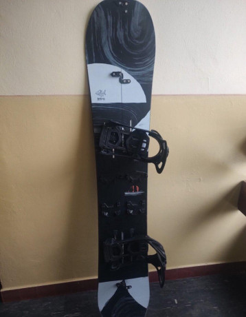 splitboard-step-on-set-big-0