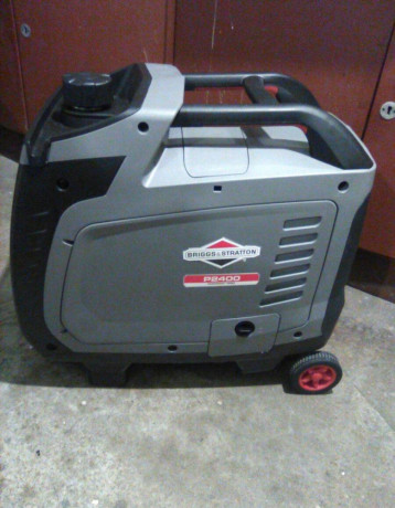 invert-elektrocentrala-briggs-stratton-p2400-s-podvozkom-big-1