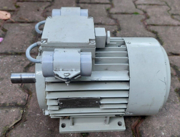 generator-220v-700w-big-0