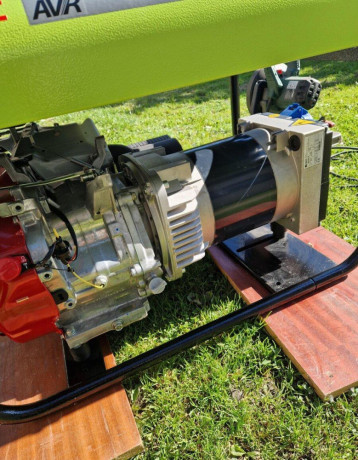 elektrocentrala-pramac-es-8000-avr-big-1