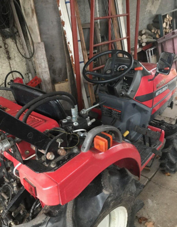 malotraktor-mitsubishi-mt220-big-4
