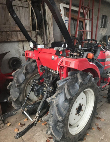 malotraktor-mitsubishi-mt220-big-2