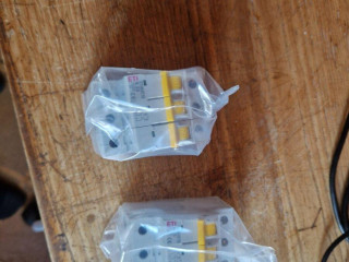 domovy-istic-c-25a-v-tele-istica-b-25a