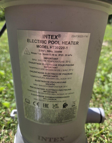 intex-ohrievac-vody-v-bazene-3000w-big-1