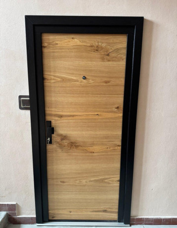 kvalitne-vchodove-dvere-big-4
