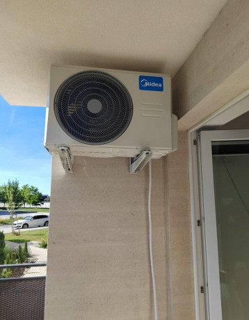 aux-c-smart-35-kw-klimatizacia-windfree-bezprievanova-big-1
