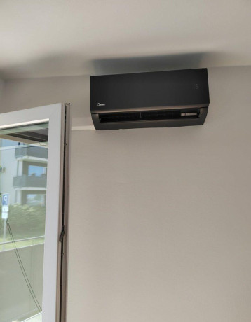 aux-c-smart-35-kw-klimatizacia-windfree-bezprievanova-big-2
