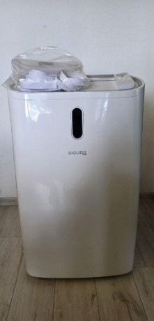 mobilna-klimatizacia-siguro-ac-h180w-breeze-14-14000btuwifi-big-0