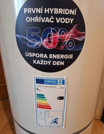 novy-bojler-s-tepelnym-cerpadlom-ariston-lydos-hybrid-80-big-4