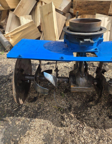 predam-zachovaly-rotavator-za-malotraktor-agzat-big-1