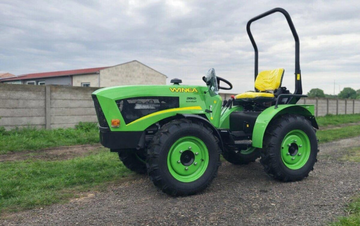 predam-klbovy-malotraktor-salek-winea-26hp-comfort-4x4-big-2