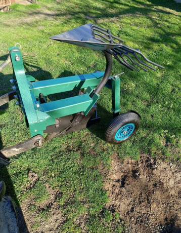 pluh-vyoravac-za-malotraktor-big-1