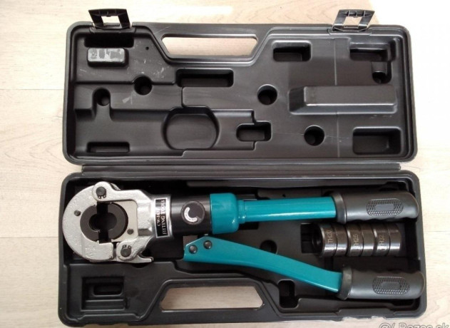 hydraulicke-lisovacie-klieste-na-plastohlinik-big-0
