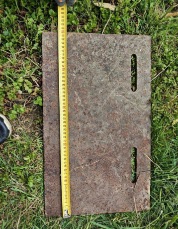 masivne-kovy-zeleza-hrubostenne-rury-big-2