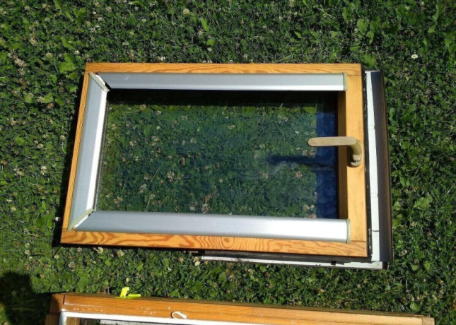 stresne-okno-fakro-55x78-big-2