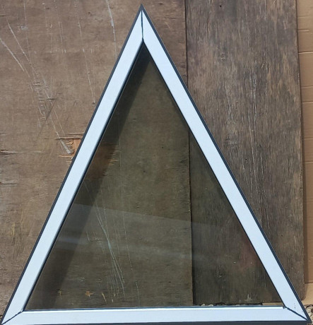 predam-trojuholnikove-fixi132x132-205x177130x145-248x63-big-2