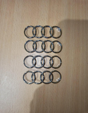 predam-znakyloga-na-audi-big-0