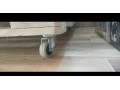 paletovy-stol-na-kolieskach-small-2