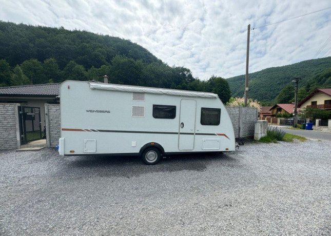 prenajmem-obytny-prives-weinsberg-caraone-500-qdk-big-0
