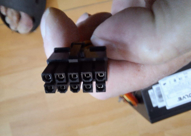 zdroj-evolveo-400w-big-2