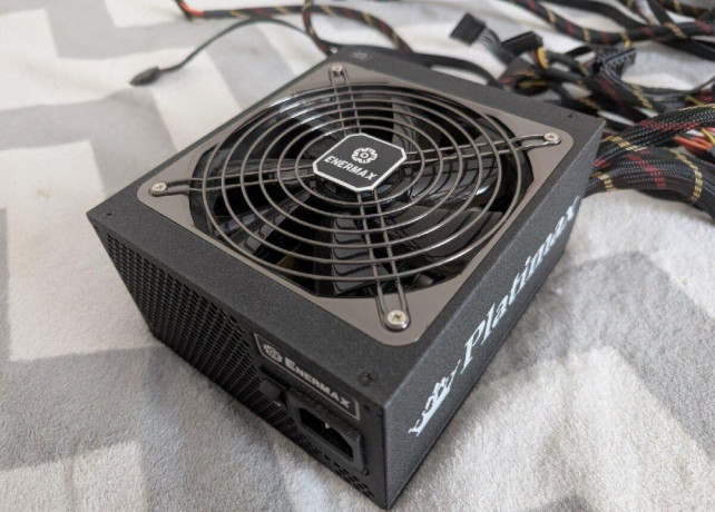 850w-zdroj-enermax-platimax-big-0