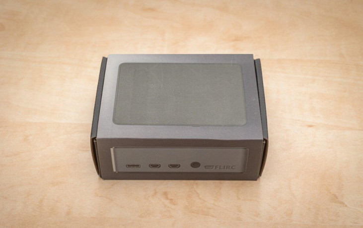 flirc-raspberry-pi-4-case-black-edition-hlinikove-puzdro-big-2