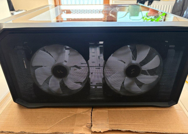 fractal-design-focus-2-rgb-black-tg-clear-tint-big-4