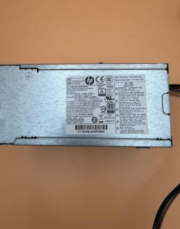 hp-zdroj-d12-240p3a-240w-80-702308-002-big-3
