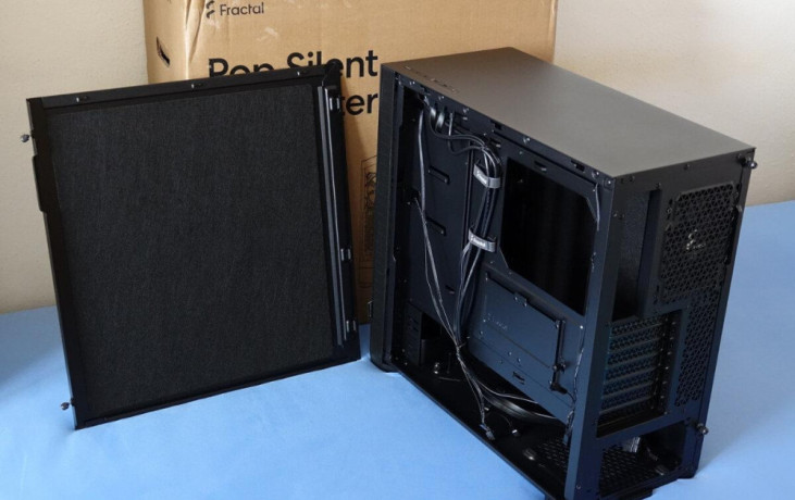 skrina-fractal-design-pop-silent-solid-namontovane-usb-c-big-4