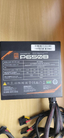 gigabyte-zdroj-650w-big-1