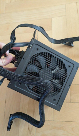 seasonic-620w-big-2