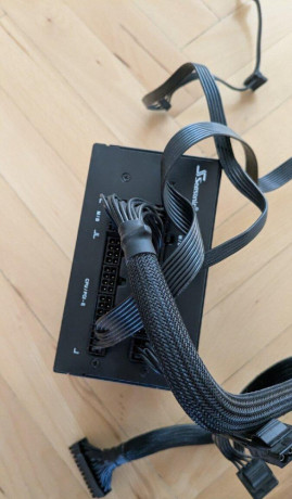 seasonic-620w-big-1