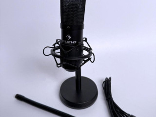 auna-mic-900b-stolovy-stojan-konig-meyer