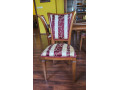 predam-elegantny-masivny-drevenny-stol-so-stolickami-small-1