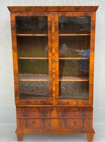 vitrina-biedermeier-big-0