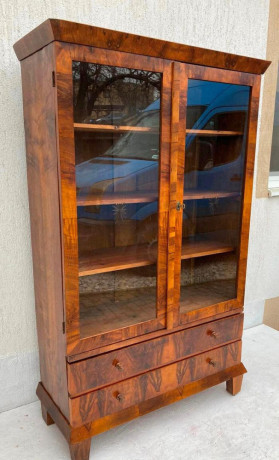 vitrina-biedermeier-big-1