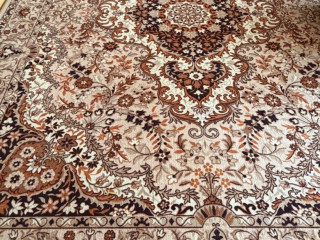 vzorovane-koberce-so-strapcami